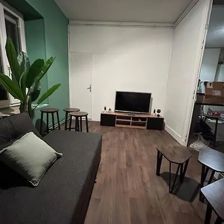 'appart Entre Foret Et Riviere L'Huisserie